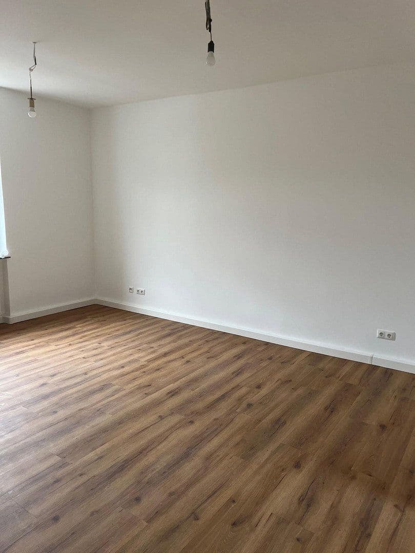 Pronájem bytu 1+1 39 m², Höhenstraße 32, Frankfurt am Main, Hessen Pronájem bytu 1+1 39 m², Höhenstraße 32, Frankfurt am Main, Hessen