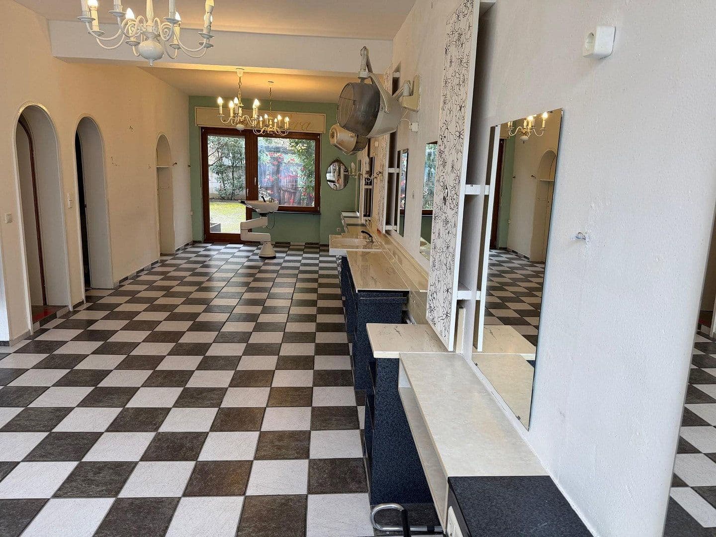 Pronájem nebytového prostoru 75 m², Sophienstraße 225, Karlsruhe, Bádensko-Württembersko Pronájem nebytového prostoru 75 m², Sophienstraße 225, Karlsruhe, Bádensko-Württembersko