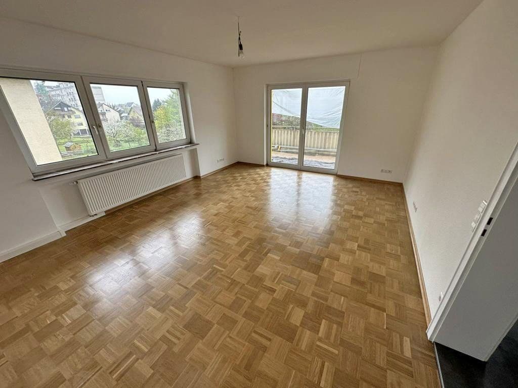 Pronájem bytu 3+1 95 m², Sauerbruchstr. 11, Bruchsal, Bádensko-Württembersko Pronájem bytu 3+1 95 m², Sauerbruchstr. 11, Bruchsal, Bádensko-Württembersko