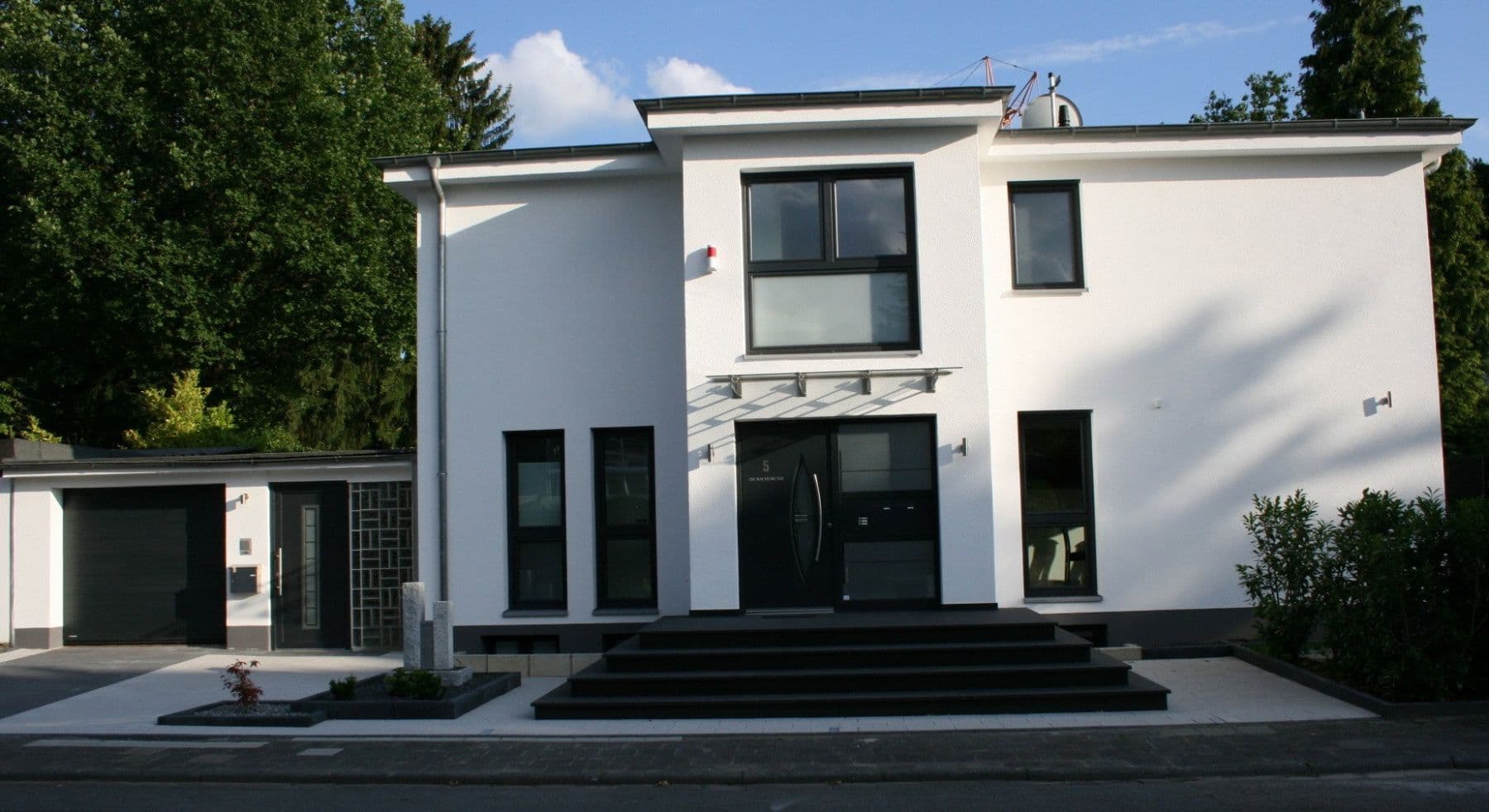 Pronájem domu 300 m², pozemek 800 m², Dreieich, Hessen Pronájem domu 300 m², pozemek 800 m², Dreieich, Hessen