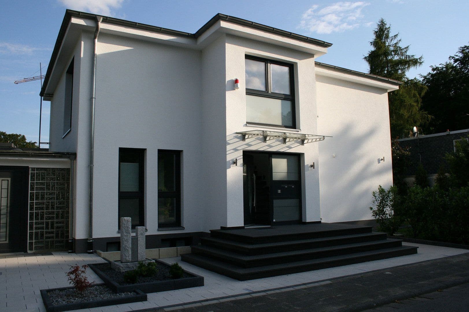 Pronájem domu 300 m², pozemek 800 m², Dreieich, Hessen Pronájem domu 300 m², pozemek 800 m², Dreieich, Hessen