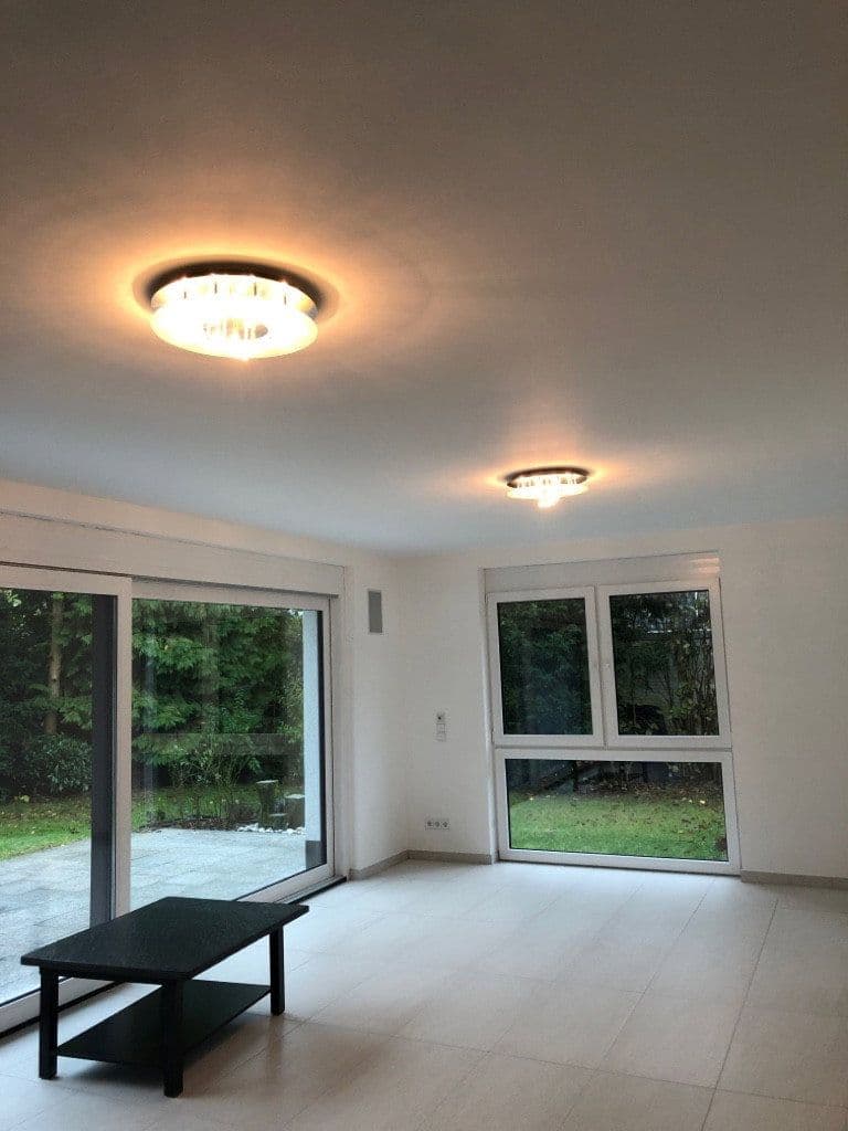 Pronájem domu 300 m², pozemek 800 m², Dreieich, Hessen Pronájem domu 300 m², pozemek 800 m², Dreieich, Hessen