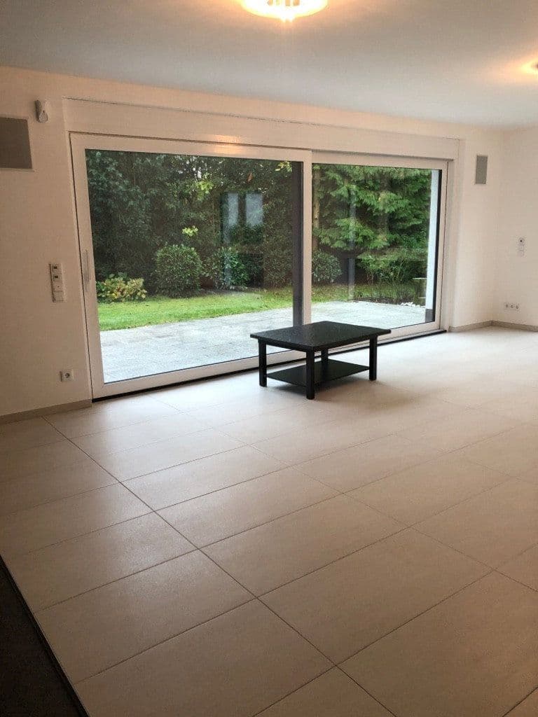 Pronájem domu 300 m², pozemek 800 m², Dreieich, Hessen Pronájem domu 300 m², pozemek 800 m², Dreieich, Hessen