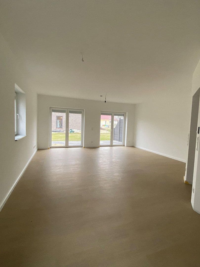 Pronájem domu 125 m², pozemek 310 m², Hainbuchenweg 3a, Lauenburg/Elbe, Šlesvicko-Holštýnsko Pronájem domu 125 m², pozemek 310 m², Hainbuchenweg 3a, Lauenburg/Elbe, Šlesvicko-Holštýnsko