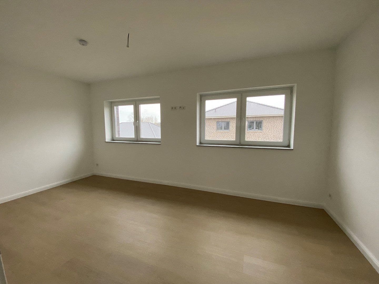 Pronájem domu 125 m², pozemek 310 m², Hainbuchenweg 3a, Lauenburg/Elbe, Šlesvicko-Holštýnsko Pronájem domu 125 m², pozemek 310 m², Hainbuchenweg 3a, Lauenburg/Elbe, Šlesvicko-Holštýnsko