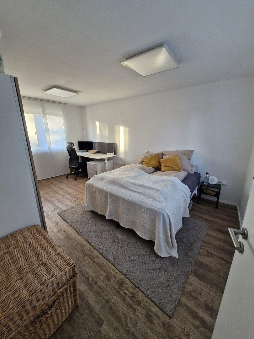 Pronájem bytu 2+1 94 m², Essen, Severní Porýní-Vestfálsko Pronájem bytu 2+1 94 m², Essen, Severní Porýní-Vestfálsko