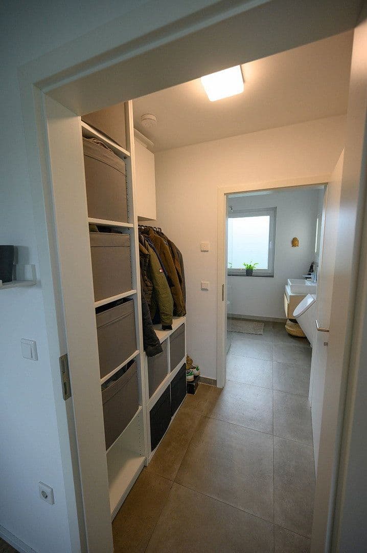 Pronájem bytu 2+1 94 m², Essen, Severní Porýní-Vestfálsko Pronájem bytu 2+1 94 m², Essen, Severní Porýní-Vestfálsko
