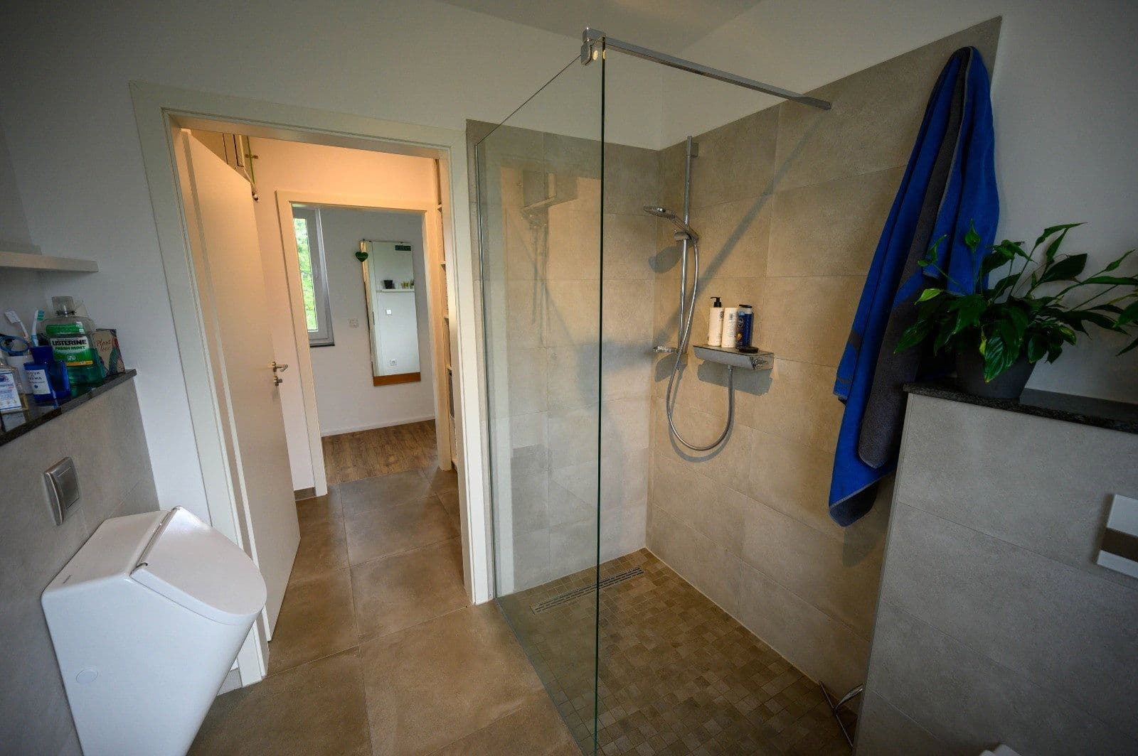 Pronájem bytu 2+1 94 m², Essen, Severní Porýní-Vestfálsko Pronájem bytu 2+1 94 m², Essen, Severní Porýní-Vestfálsko