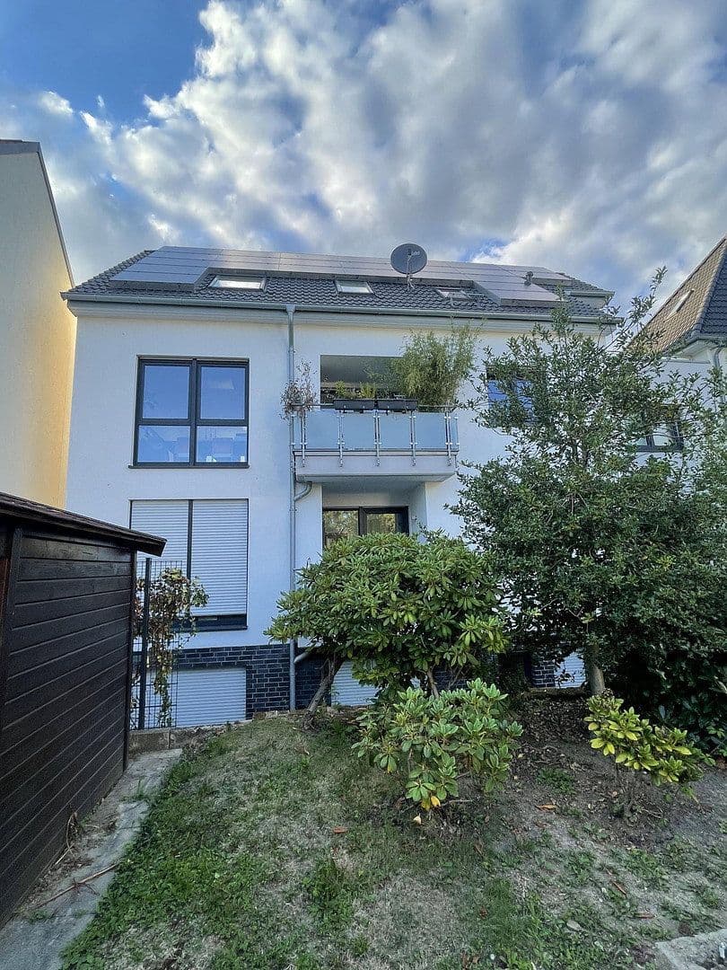 Pronájem bytu 2+1 94 m², Essen, Severní Porýní-Vestfálsko Pronájem bytu 2+1 94 m², Essen, Severní Porýní-Vestfálsko