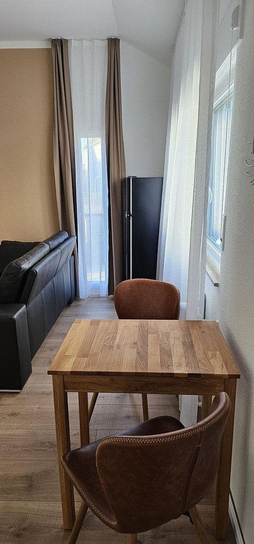 Pronájem bytu 1+1 24 m², Großbettlingen, Bádensko-Württembersko Pronájem bytu 1+1 24 m², Großbettlingen, Bádensko-Württembersko