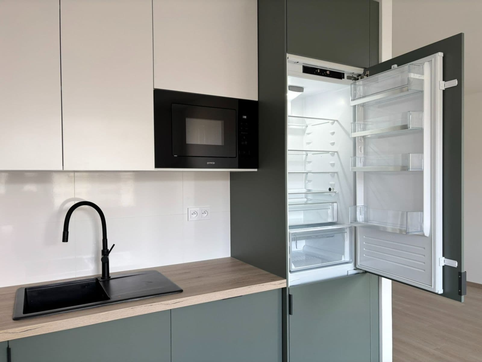 Prodej bytu 3+kk 67 m², Chabařovická, Praha, Praha Prodej bytu 3+kk 67 m², Chabařovická, Praha, Praha