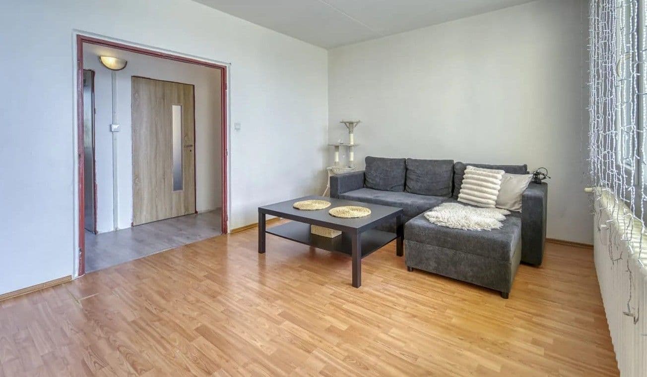 Pronájem bytu 3+1 67 m², Poznaňská, Praha, Praha Pronájem bytu 3+1 67 m², Poznaňská, Praha, Praha