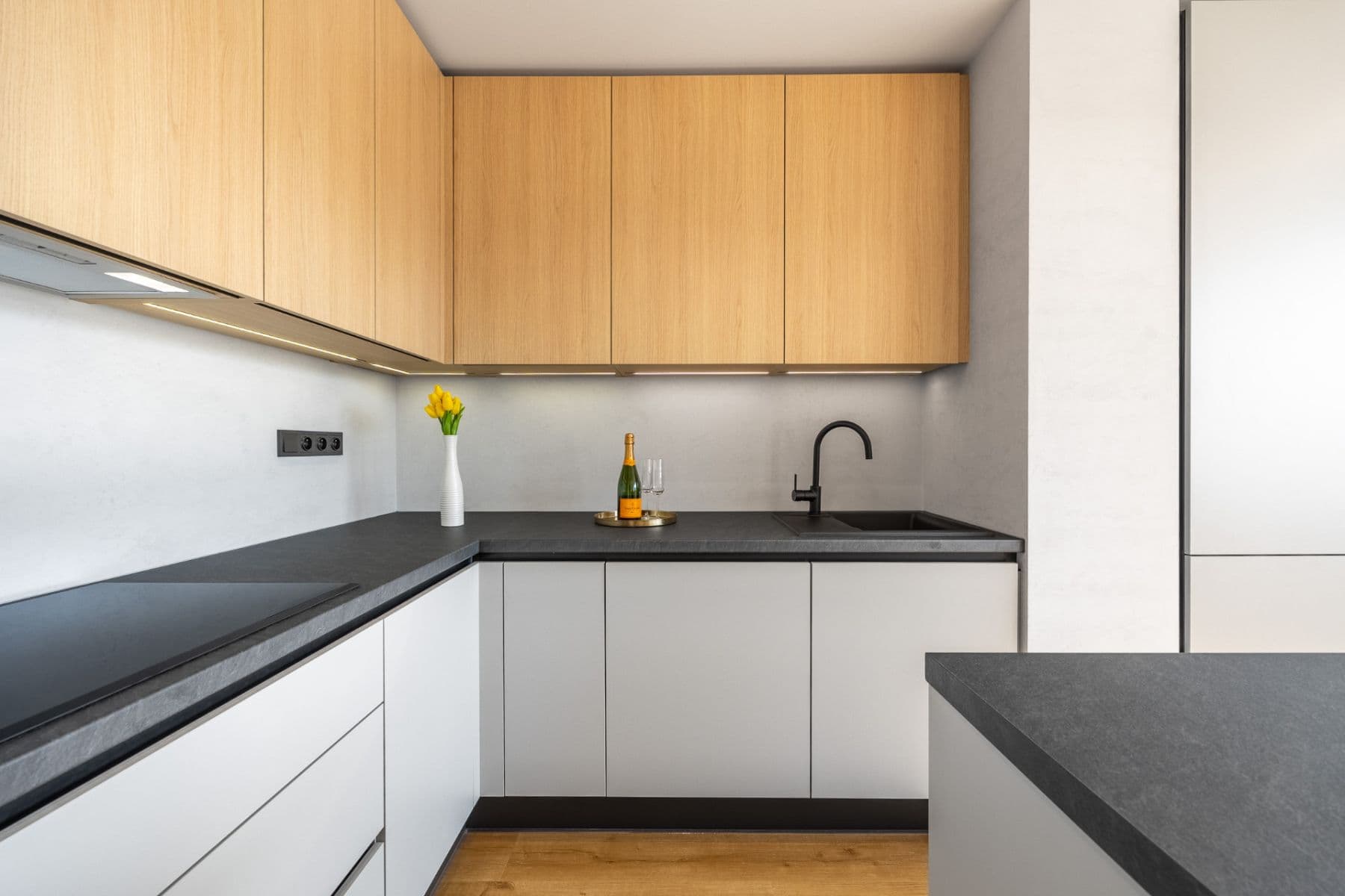 Prodej bytu 3+kk 79 m², Roháčova, Praha, Praha Prodej bytu 3+kk 79 m², Roháčova, Praha, Praha