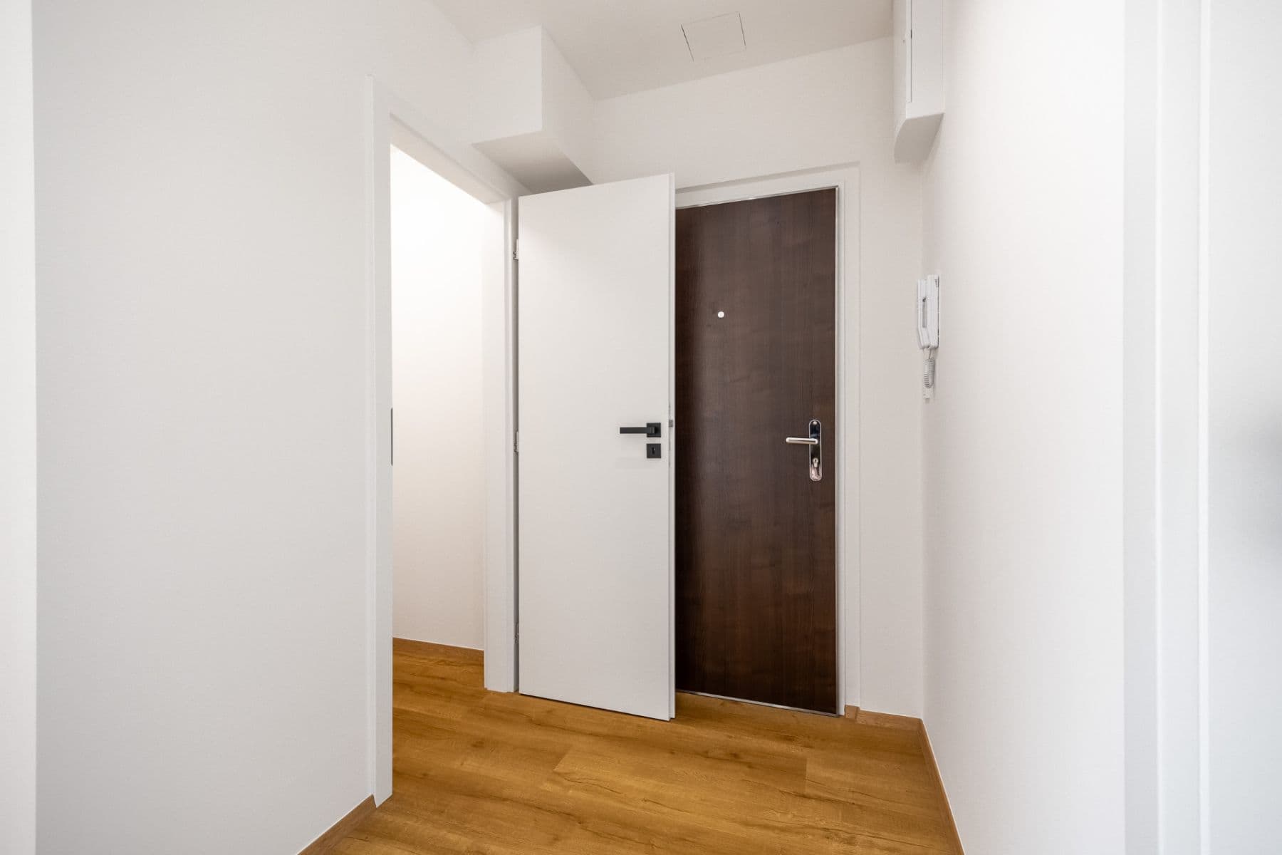 Prodej bytu 3+kk 79 m², Roháčova, Praha, Praha Prodej bytu 3+kk 79 m², Roháčova, Praha, Praha