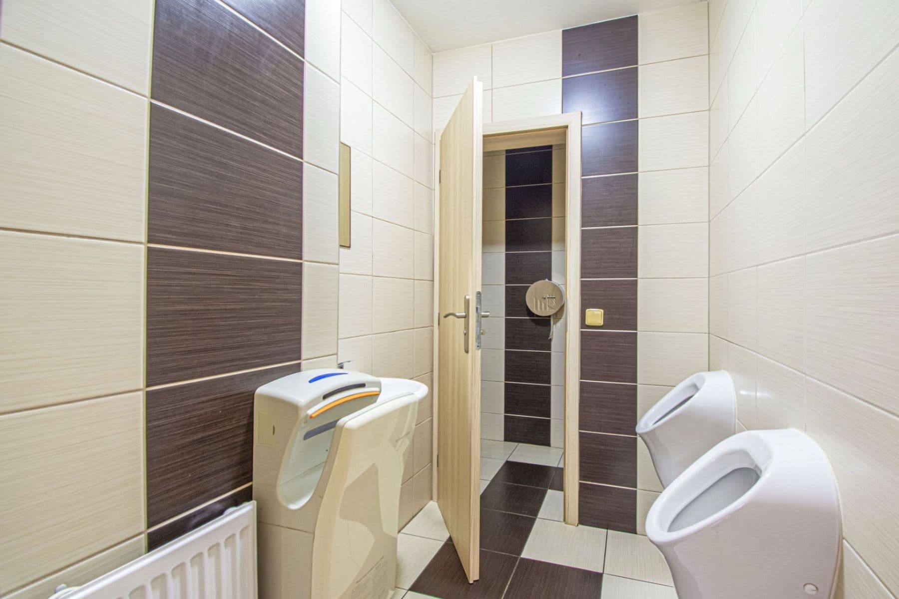 Prodej nebytového prostoru 464 m², Rajnochovice, Zlínský kraj Prodej nebytového prostoru 464 m², Rajnochovice, Zlínský kraj