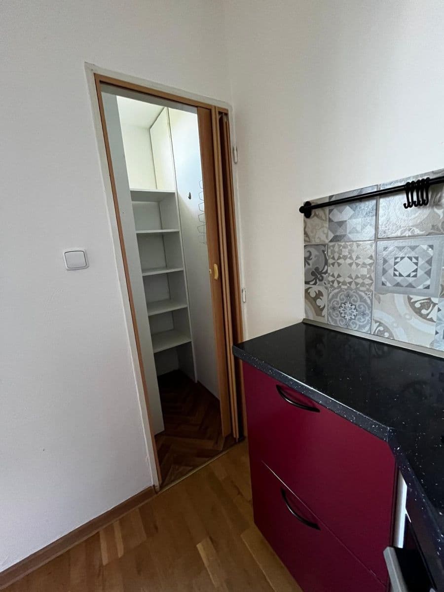 Pronájem bytu 2+kk 52 m², Kotěrova, Prostějov, Olomoucký kraj Pronájem bytu 2+kk 52 m², Kotěrova, Prostějov, Olomoucký kraj