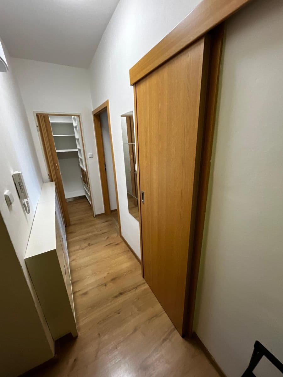 Pronájem bytu 2+kk 52 m², Kotěrova, Prostějov, Olomoucký kraj Pronájem bytu 2+kk 52 m², Kotěrova, Prostějov, Olomoucký kraj