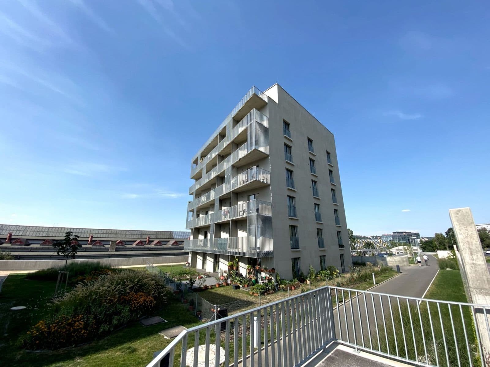 Pronájem bytu 1+kk 25 m², Novovysočanská, Praha, Praha Pronájem bytu 1+kk 25 m², Novovysočanská, Praha, Praha