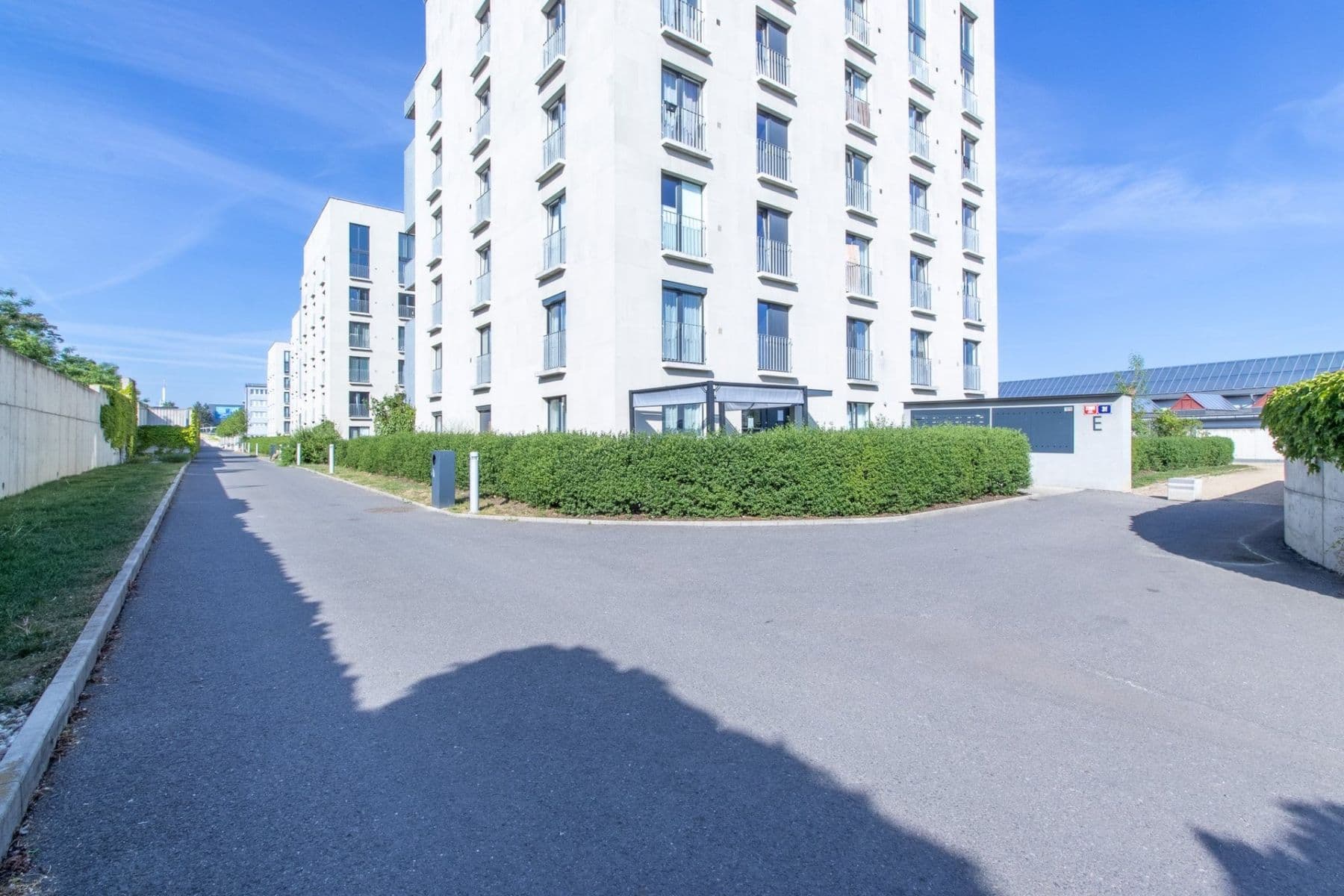 Pronájem bytu 1+kk 25 m², Novovysočanská, Praha, Praha Pronájem bytu 1+kk 25 m², Novovysočanská, Praha, Praha