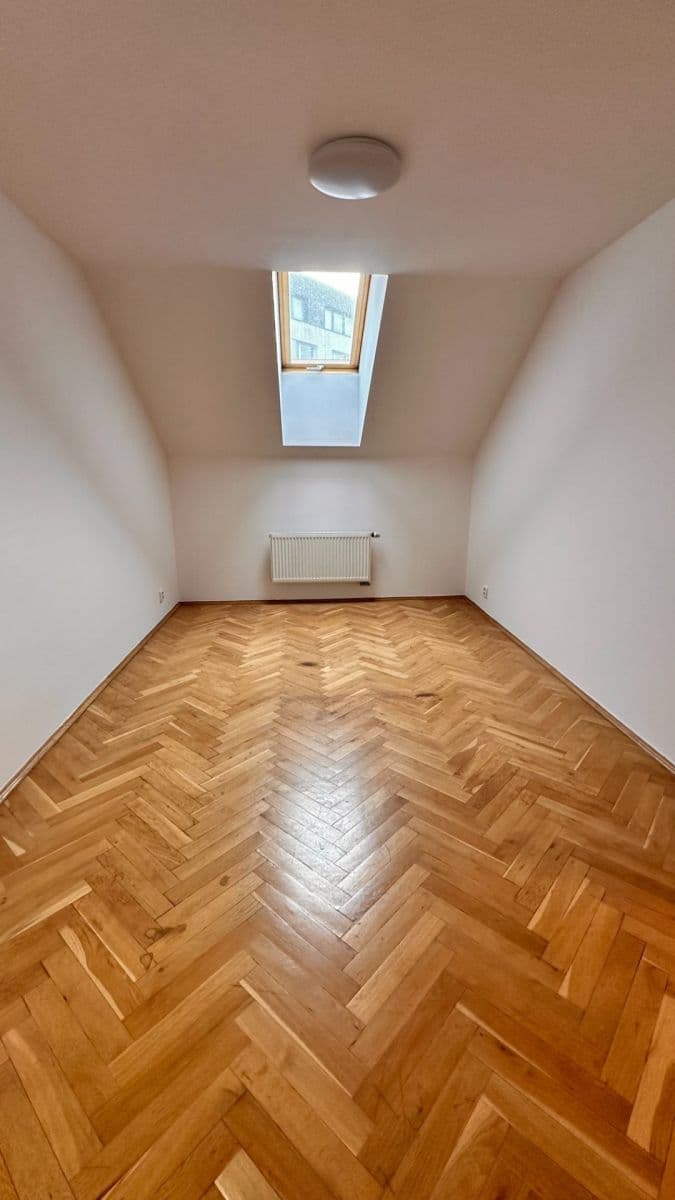 Pronájem bytu 2+1 76 m², Sabinova, Praha, Praha Pronájem bytu 2+1 76 m², Sabinova, Praha, Praha