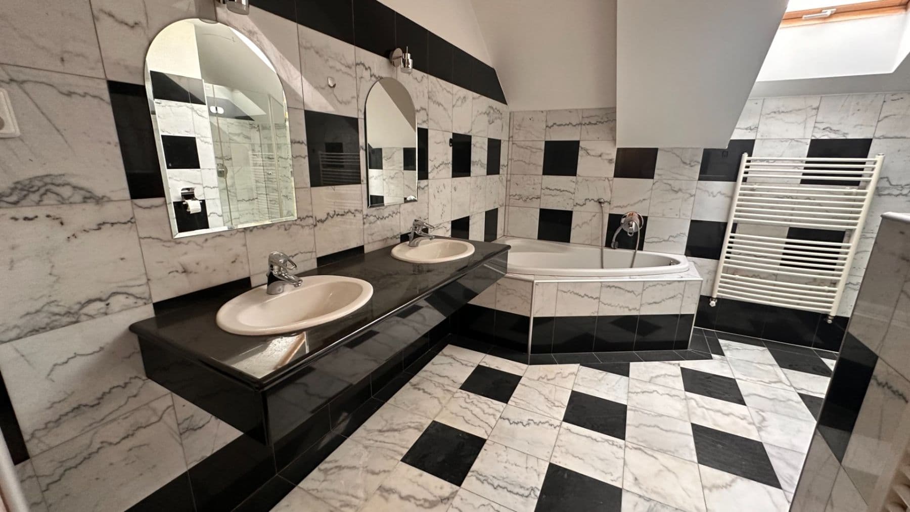 Pronájem bytu 2+1 76 m², Sabinova, Praha, Praha Pronájem bytu 2+1 76 m², Sabinova, Praha, Praha