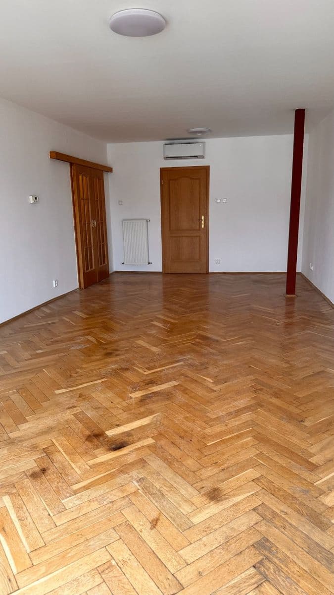 Pronájem bytu 2+1 76 m², Sabinova, Praha, Praha Pronájem bytu 2+1 76 m², Sabinova, Praha, Praha