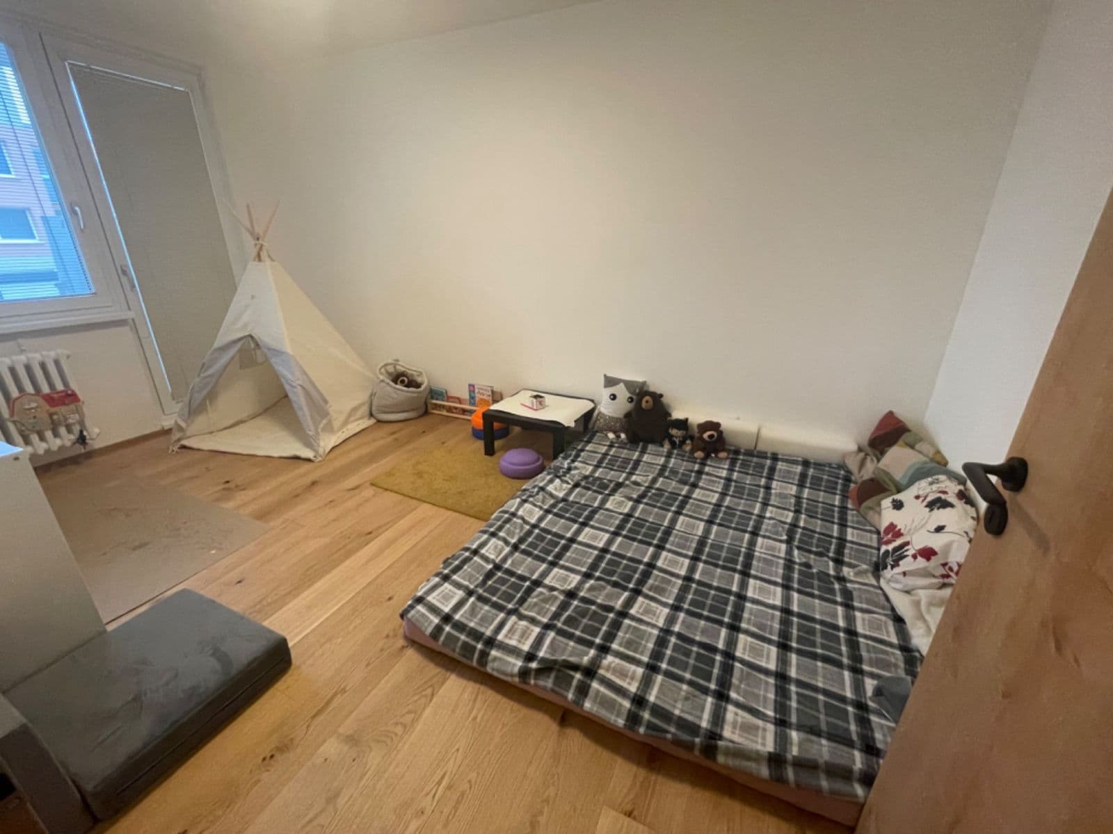 Pronájem bytu 3+kk 96 m², Vodnická, Praha, Praha Pronájem bytu 3+kk 96 m², Vodnická, Praha, Praha