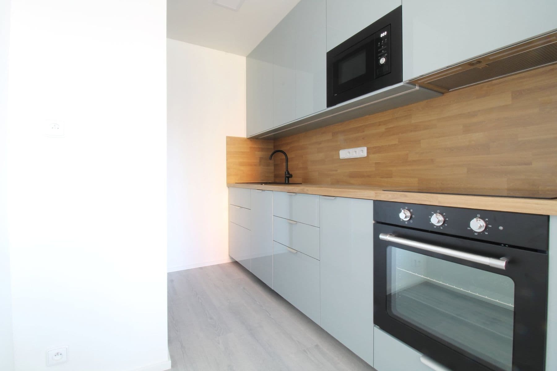 Pronájem bytu 3+kk 56 m², Řešovská, Praha, Praha Pronájem bytu 3+kk 56 m², Řešovská, Praha, Praha