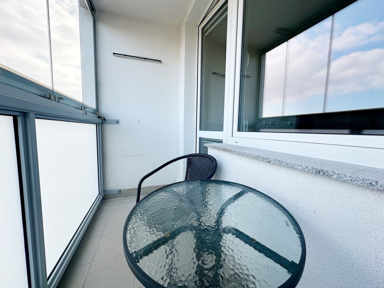 Pronájem bytu 3+kk 56 m², Řešovská, Praha, Praha Pronájem bytu 3+kk 56 m², Řešovská, Praha, Praha