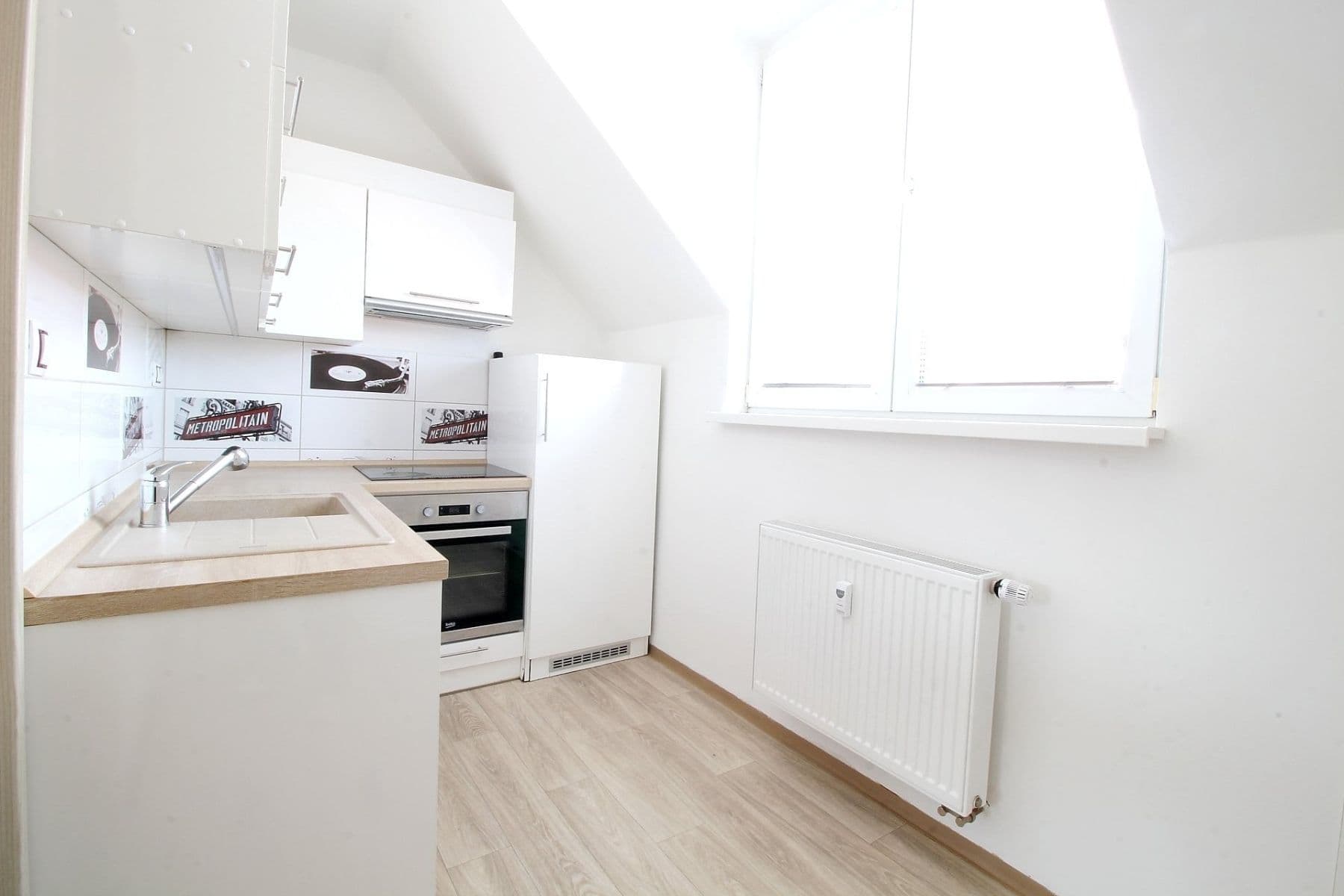 Pronájem bytu 3+kk 68 m², třída Osvobození, Příbram, Středočeský kraj Pronájem bytu 3+kk 68 m², třída Osvobození, Příbram, Středočeský kraj