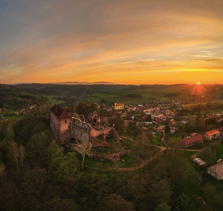 Prodej chaty, chalupy 95 m², pozemek 100 m², Pecka, Královéhradecký kraj Prodej chaty, chalupy 95 m², pozemek 100 m², Pecka, Královéhradecký kraj