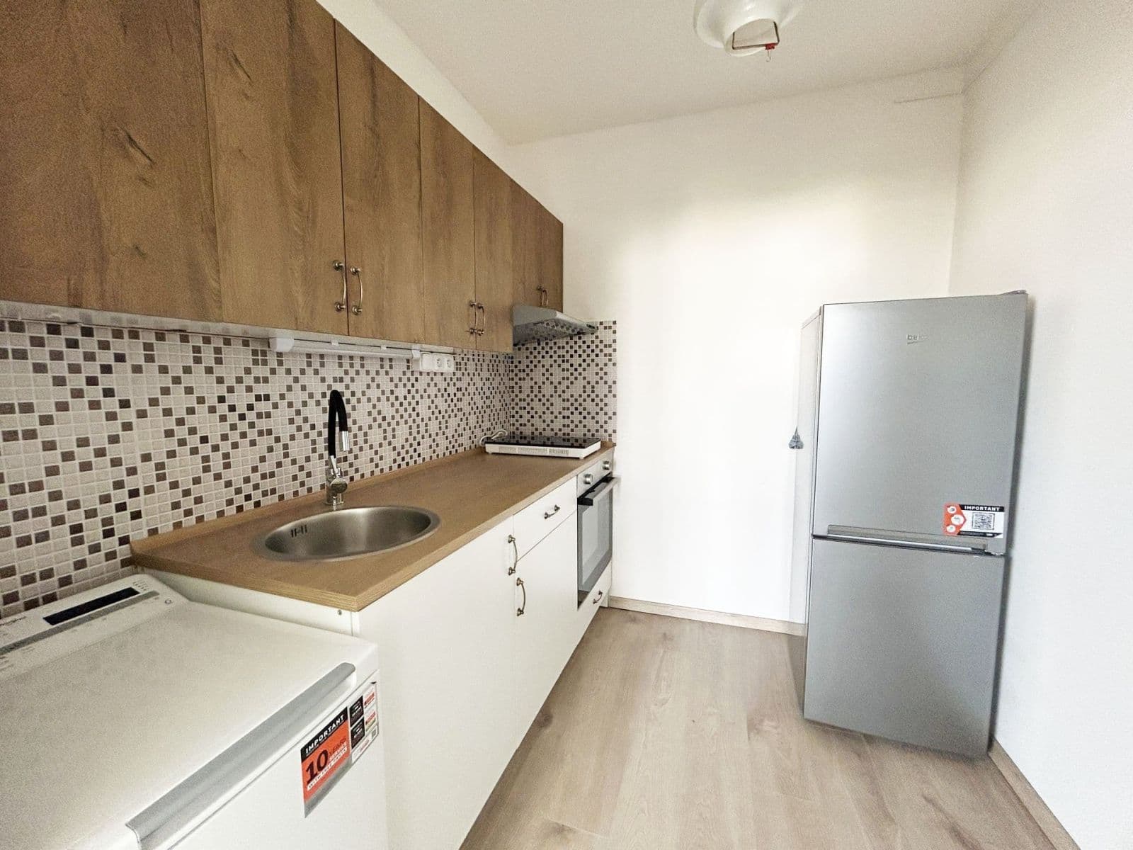 Pronájem bytu 1+kk 34 m², Křivenická, Praha, Praha Pronájem bytu 1+kk 34 m², Křivenická, Praha, Praha