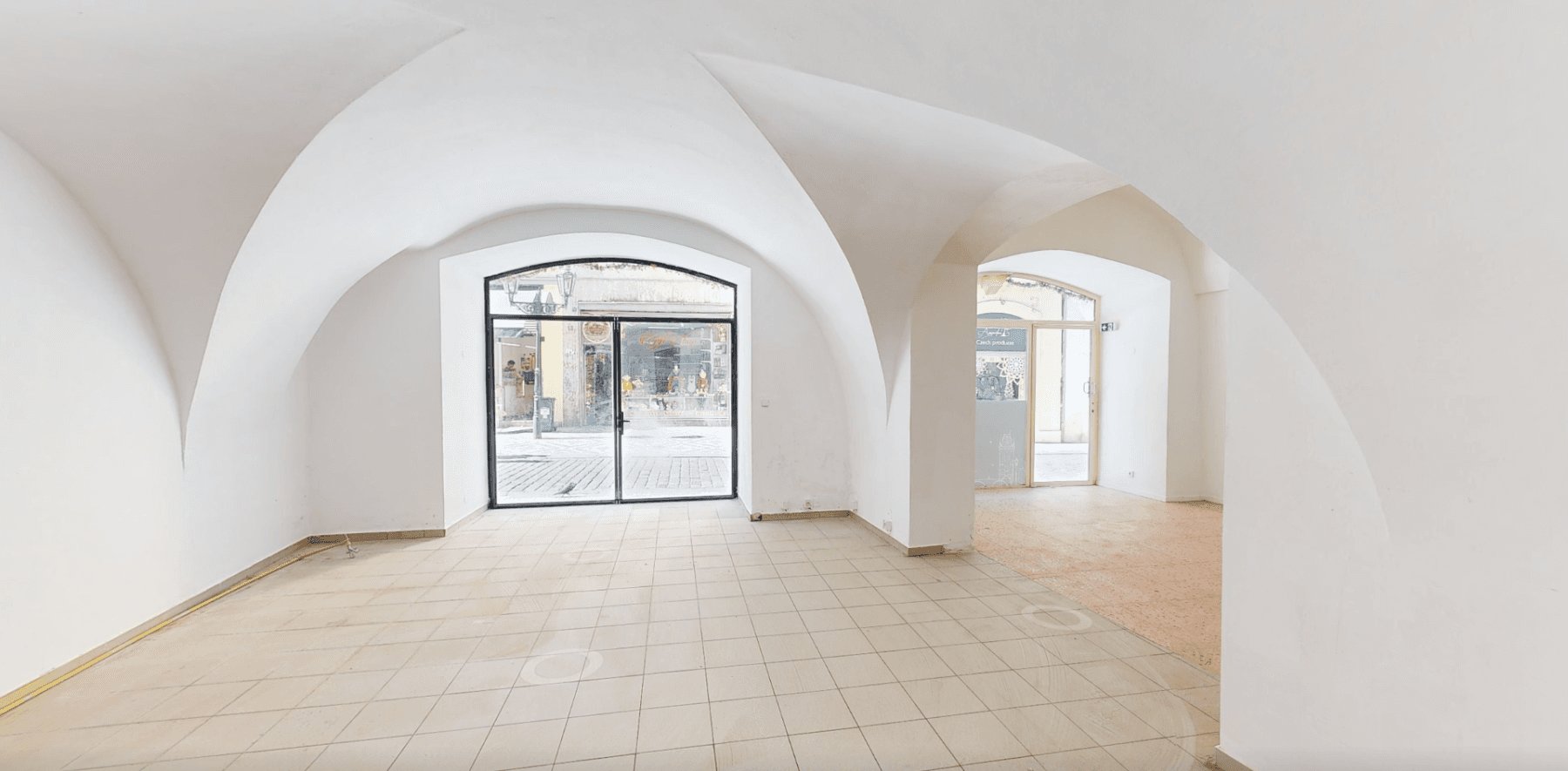 Pronájem nebytového prostoru 77 m², Staroměstské náměstí, Praha, Praha Pronájem nebytového prostoru 77 m², Staroměstské náměstí, Praha, Praha