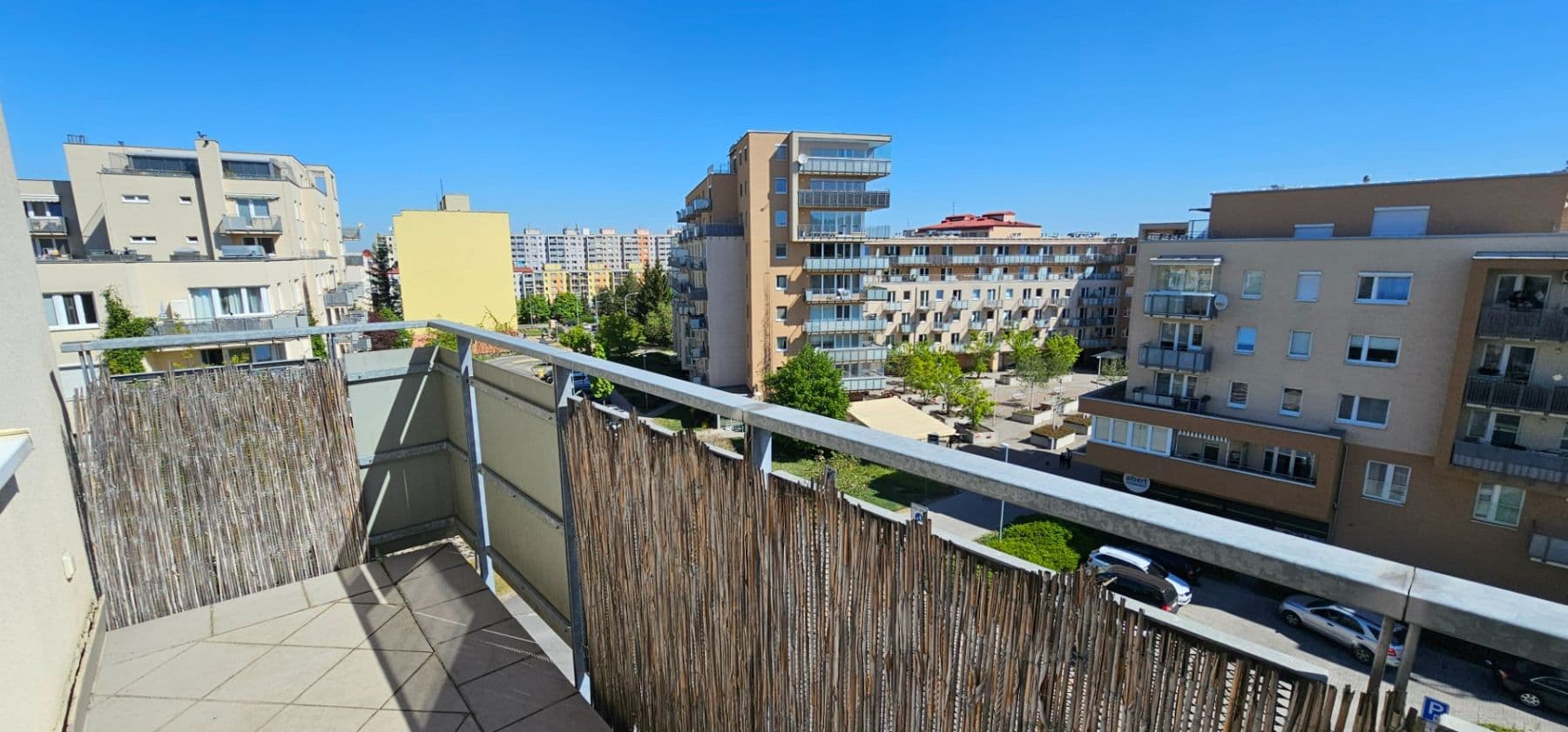 Pronájem bytu 2+kk 50 m², Bratislavská, Praha, Praha Pronájem bytu 2+kk 50 m², Bratislavská, Praha, Praha