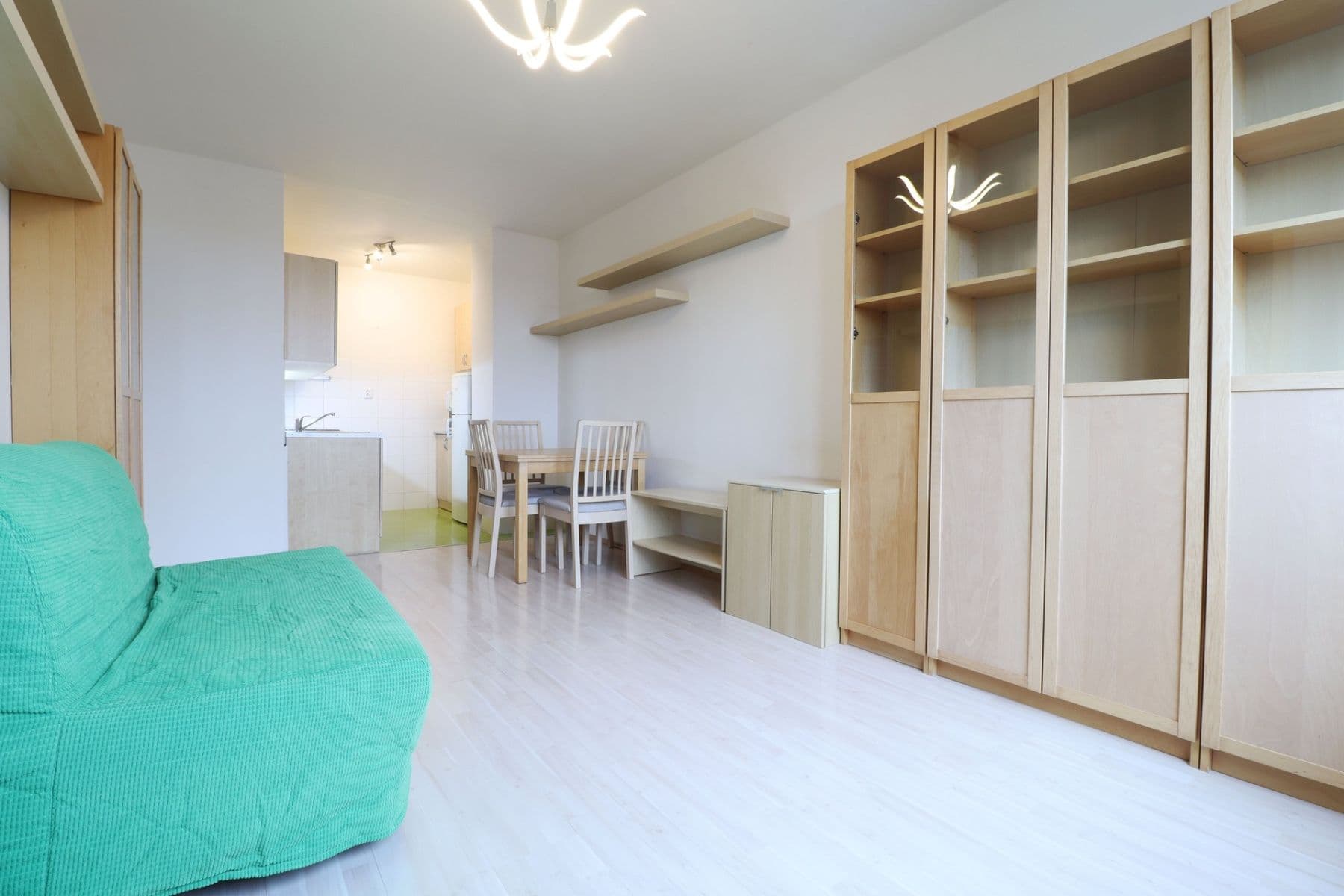 Pronájem bytu 2+kk 43 m², Štichova, Praha, Praha Pronájem bytu 2+kk 43 m², Štichova, Praha, Praha