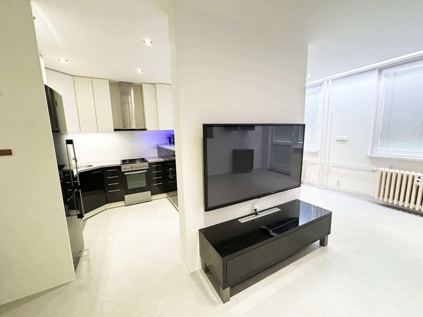 Pronájem bytu 1+kk 49 m², Bellušova, Praha, Praha Pronájem bytu 1+kk 49 m², Bellušova, Praha, Praha