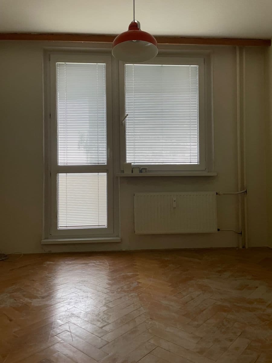 Prodej bytu 3+1 73 m², Pod Soudním vrchem, Znojmo, Jihomoravský kraj Prodej bytu 3+1 73 m², Pod Soudním vrchem, Znojmo, Jihomoravský kraj