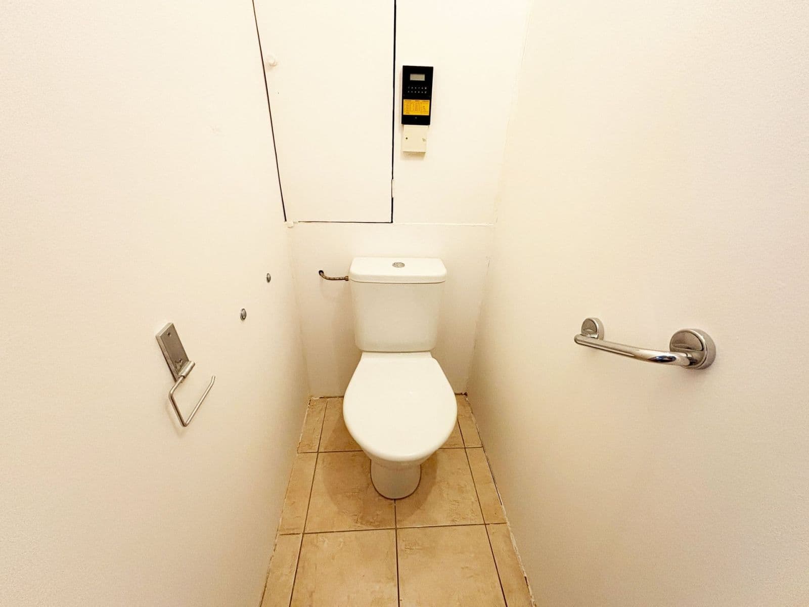 Pronájem bytu 2+kk 40 m², Tisovecká, Kolín, Středočeský kraj Pronájem bytu 2+kk 40 m², Tisovecká, Kolín, Středočeský kraj