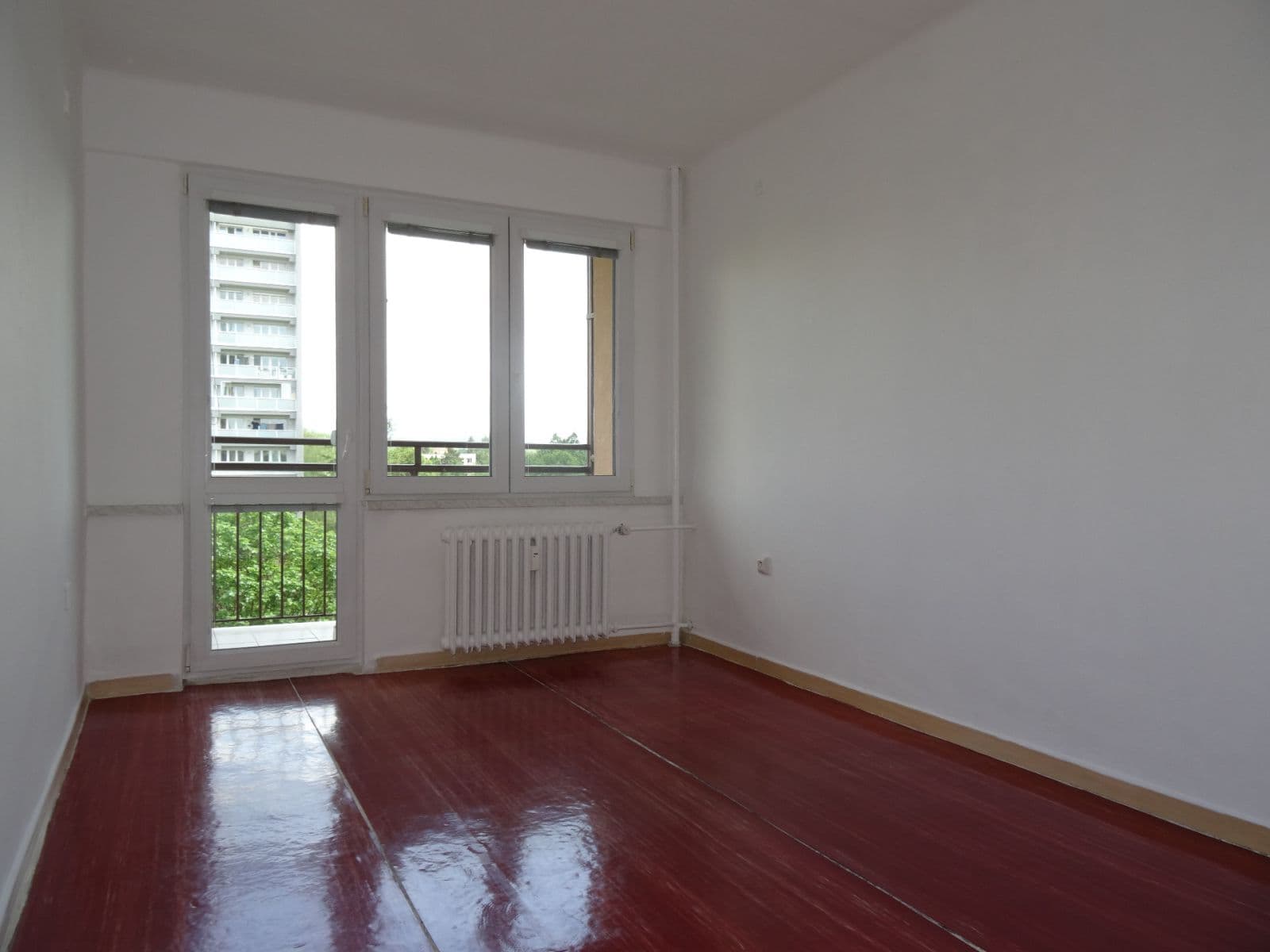 Prodej bytu 3+1 57 m², Josefa Suka, Frýdek-Místek, Moravskoslezský kraj Prodej bytu 3+1 57 m², Josefa Suka, Frýdek-Místek, Moravskoslezský kraj