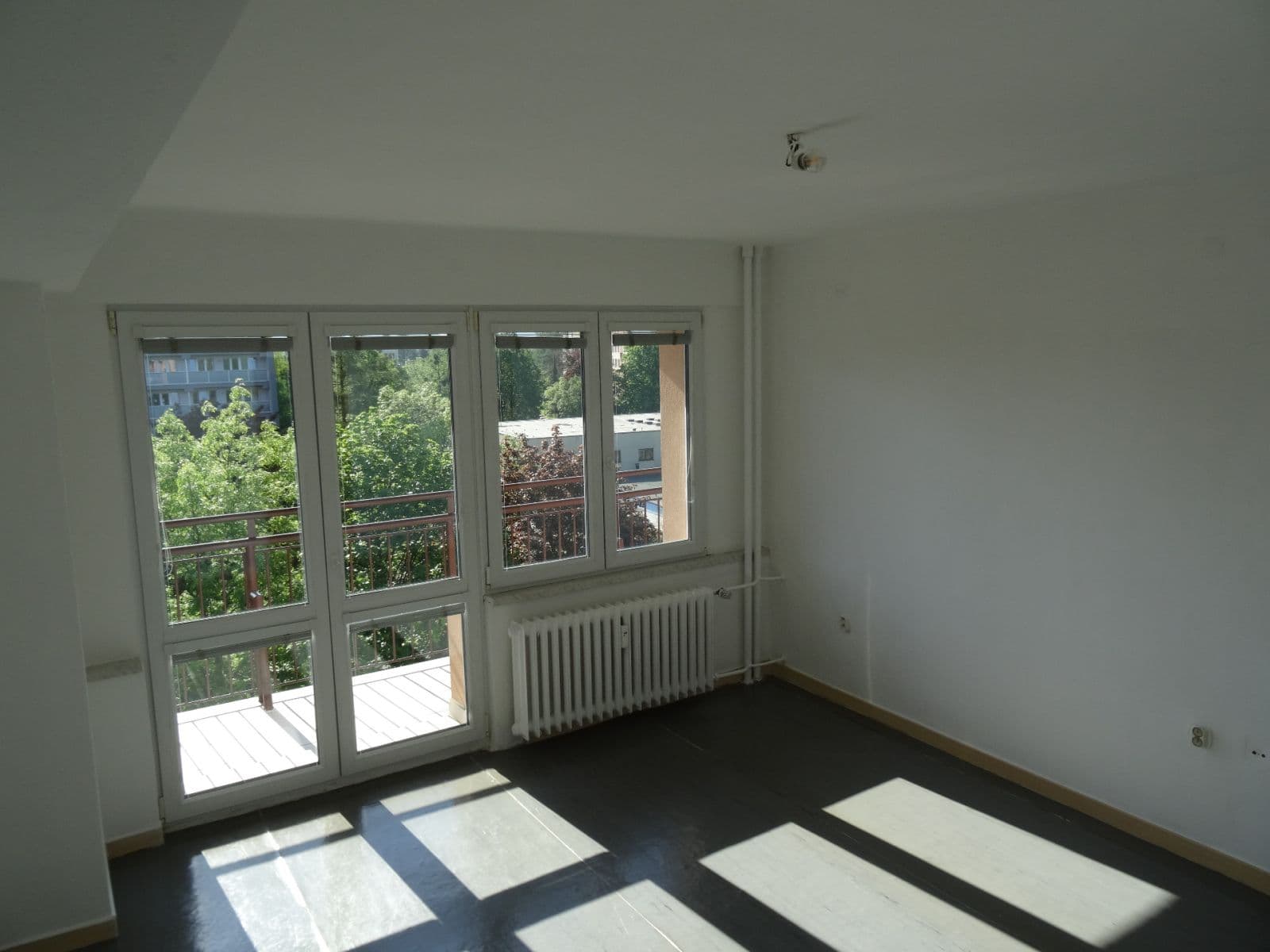 Prodej bytu 3+1 57 m², Josefa Suka, Frýdek-Místek, Moravskoslezský kraj Prodej bytu 3+1 57 m², Josefa Suka, Frýdek-Místek, Moravskoslezský kraj