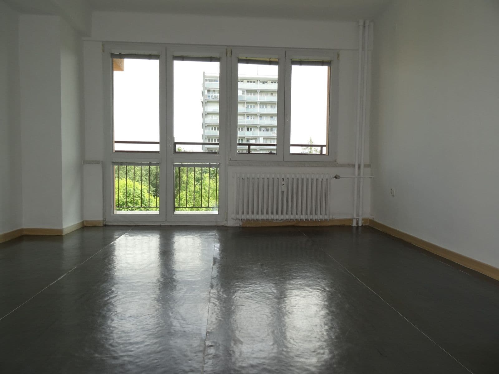 Prodej bytu 3+1 57 m², Josefa Suka, Frýdek-Místek, Moravskoslezský kraj Prodej bytu 3+1 57 m², Josefa Suka, Frýdek-Místek, Moravskoslezský kraj