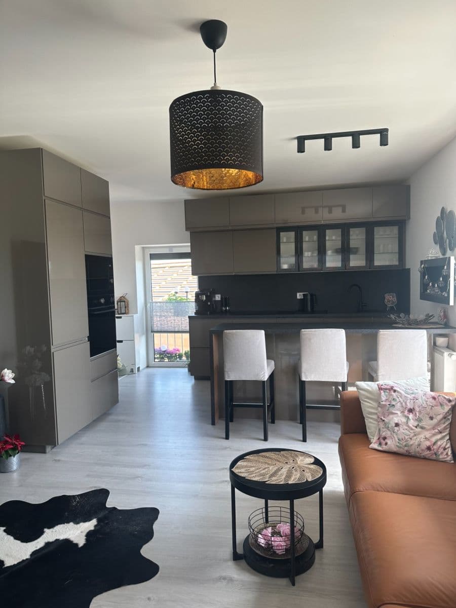Prodej bytu 2+kk 63 m², Zahradní, Stochov, Středočeský kraj Prodej bytu 2+kk 63 m², Zahradní, Stochov, Středočeský kraj