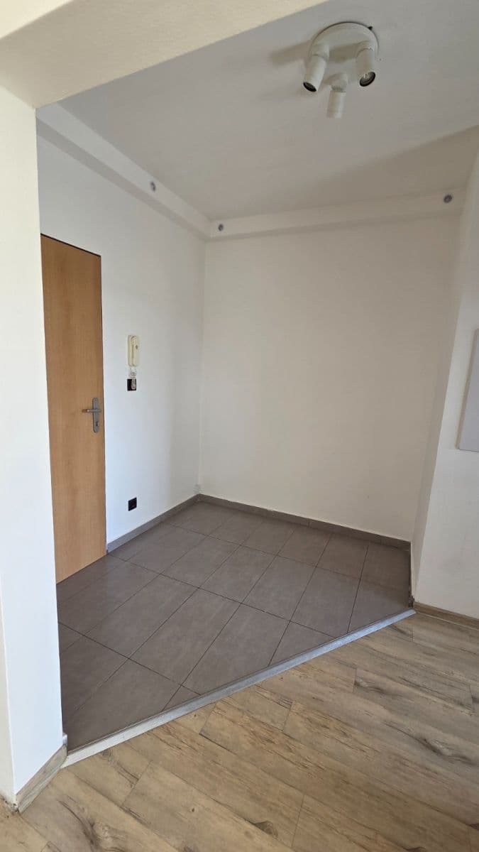 Prodej bytu 3+kk 74 m², Na Sklípku, Ústí nad Labem, Ústecký kraj Prodej bytu 3+kk 74 m², Na Sklípku, Ústí nad Labem, Ústecký kraj
