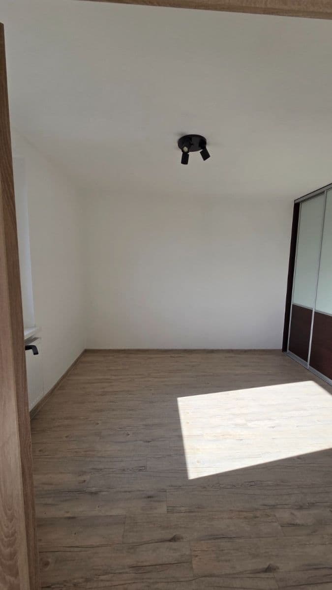 Prodej bytu 3+kk 74 m², Na Sklípku, Ústí nad Labem, Ústecký kraj Prodej bytu 3+kk 74 m², Na Sklípku, Ústí nad Labem, Ústecký kraj