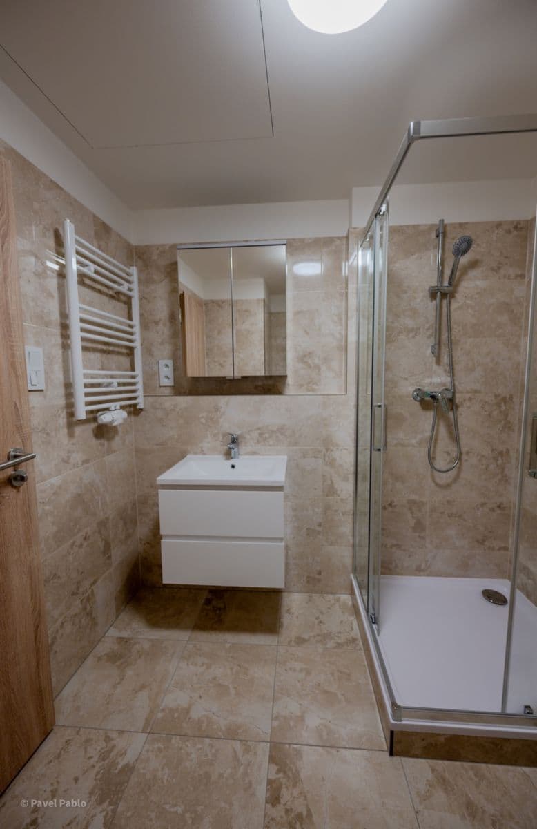 Pronájem bytu 2+1 60 m², Strančická, Praha, Praha Pronájem bytu 2+1 60 m², Strančická, Praha, Praha