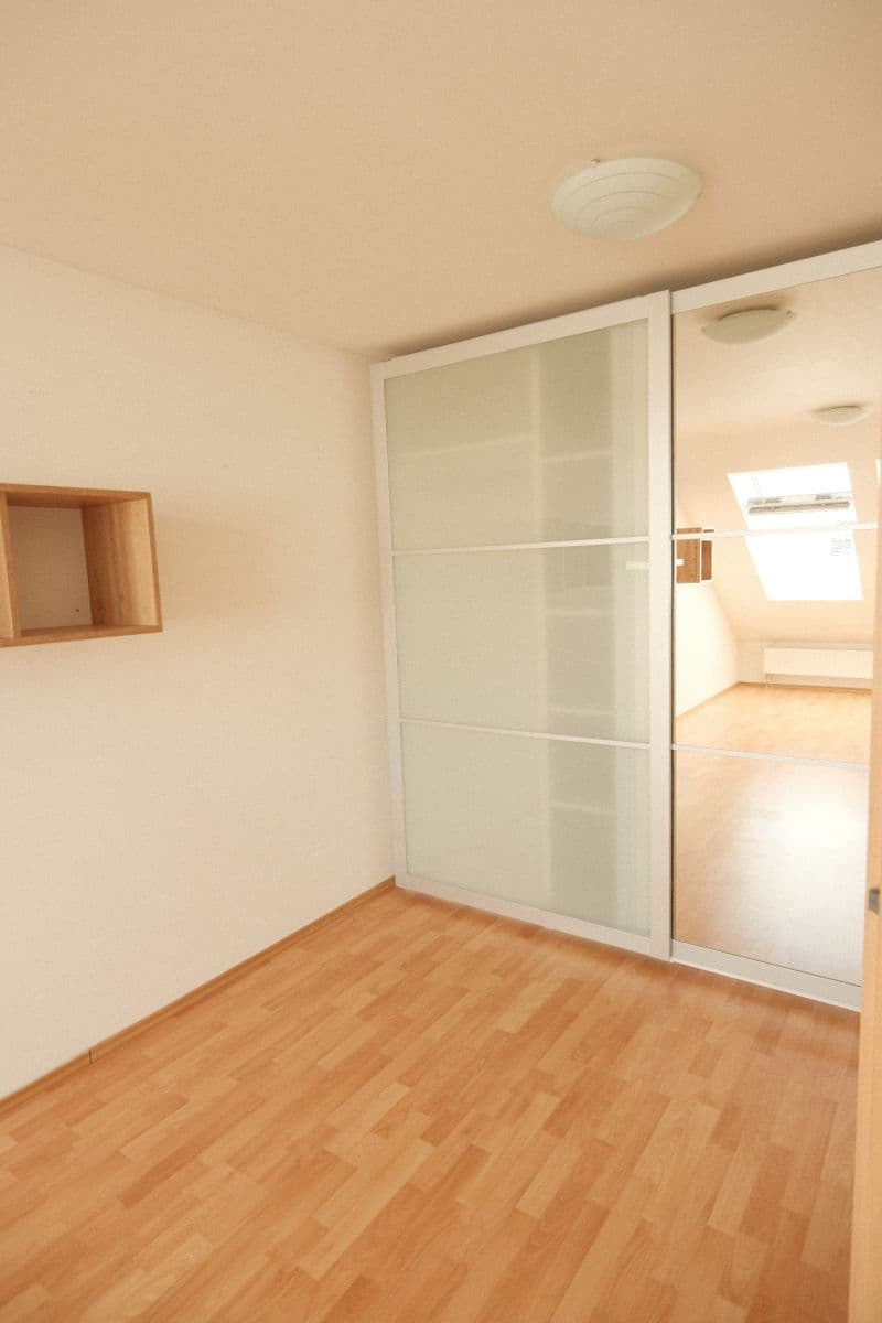 Pronájem bytu 2+1 54 m², Ponětovická, Brno, Jihomoravský kraj Pronájem bytu 2+1 54 m², Ponětovická, Brno, Jihomoravský kraj