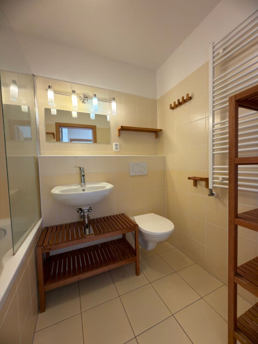 Pronájem bytu 2+1 54 m², Ponětovická, Brno, Jihomoravský kraj Pronájem bytu 2+1 54 m², Ponětovická, Brno, Jihomoravský kraj