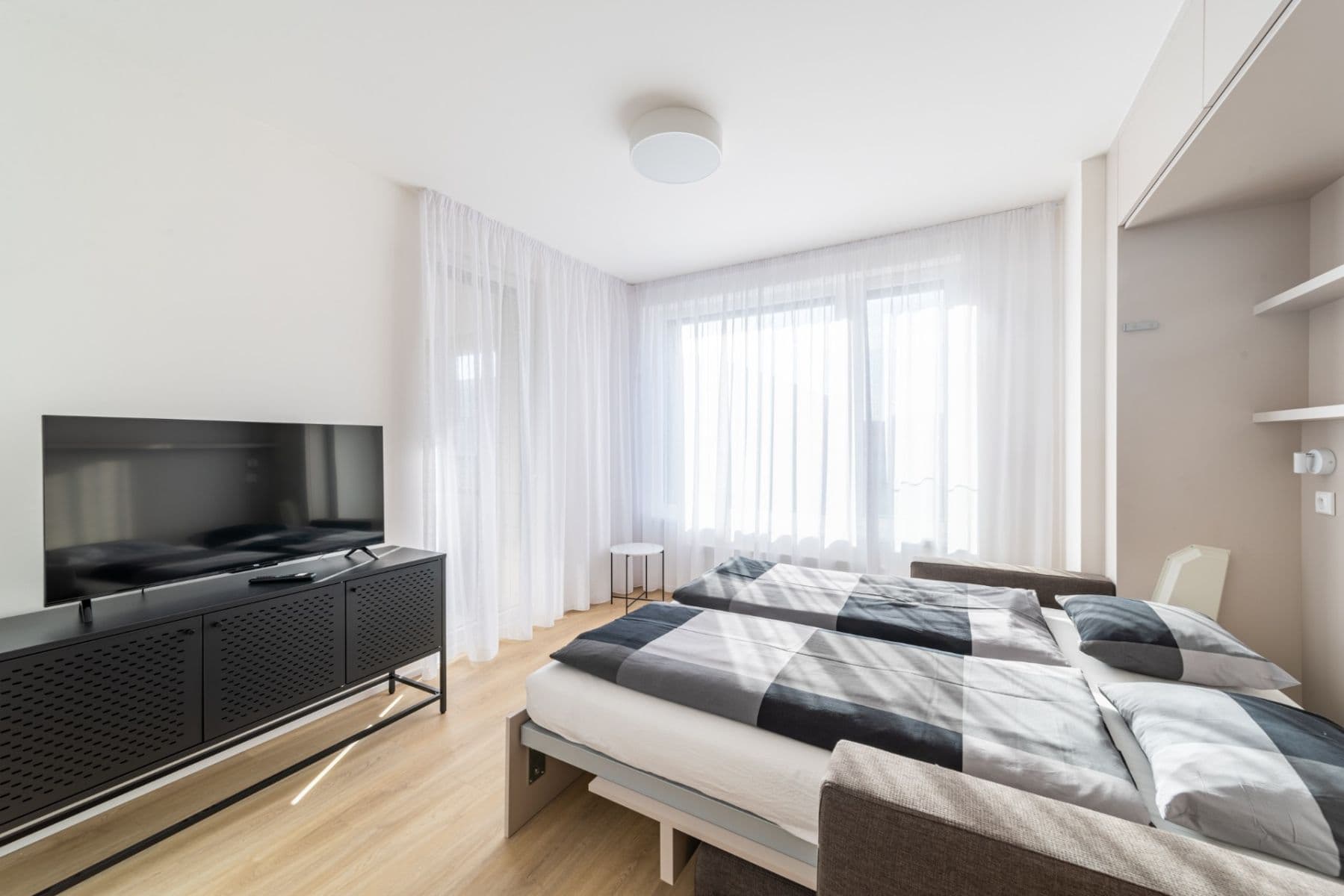 Pronájem bytu 3+1 65 m², U Pergamenky, Praha, Praha Pronájem bytu 3+1 65 m², U Pergamenky, Praha, Praha