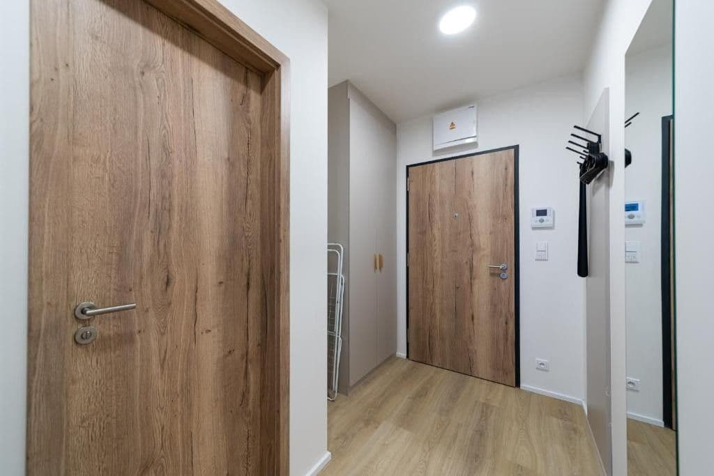Pronájem bytu 1+kk 40 m², Vrbenského, Praha, Praha Pronájem bytu 1+kk 40 m², Vrbenského, Praha, Praha