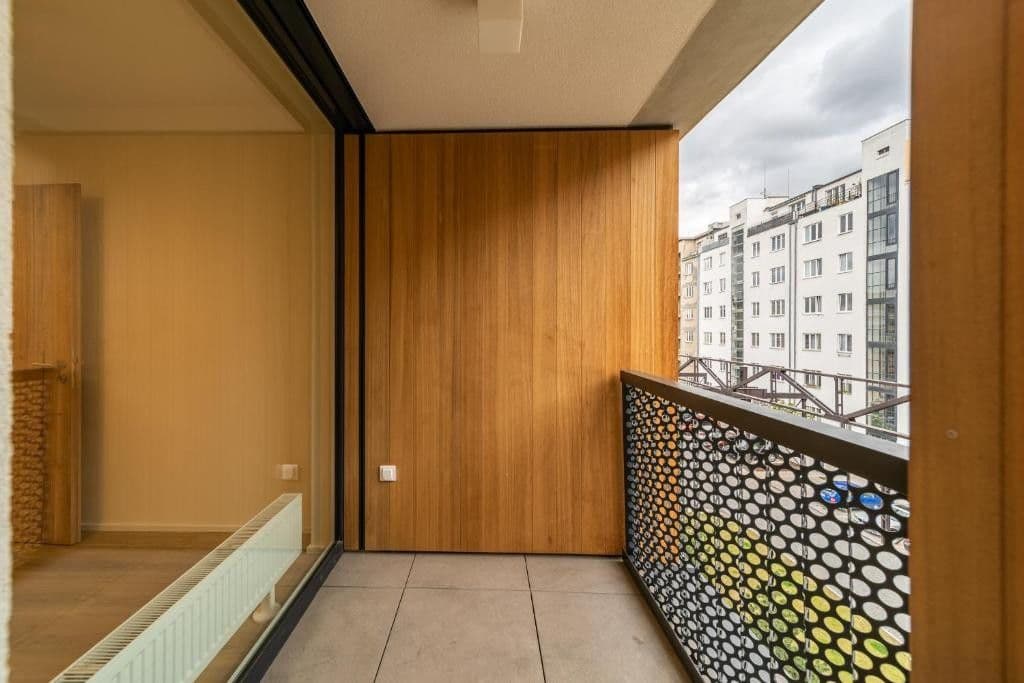 Pronájem bytu 1+kk 40 m², Vrbenského, Praha, Praha Pronájem bytu 1+kk 40 m², Vrbenského, Praha, Praha